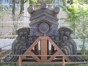 根本中堂鬼瓦